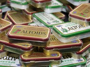 Imagine how many things you could make with this big old pile of Altoids tins.