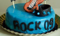 Teen hobbies create the best themes for their birthday cakes.