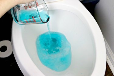 Use mouthwash to sanitize your toilets