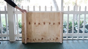 Positioning 2x4s vertically on plywood