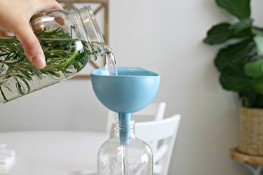 DIY scented vinegars for cleaning