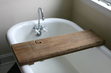Reclaimed wood bath caddy