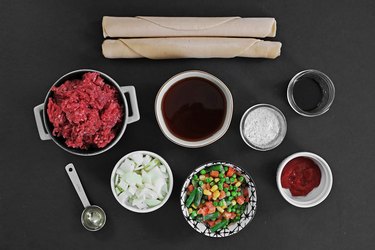 Ingredients for mini shepherd's pot pies