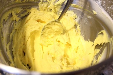 yellow frosting