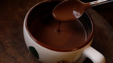 Sugar-free, low-carb European-style drinking chocolate.