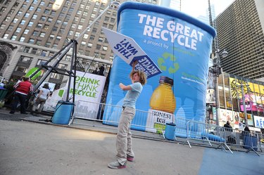 Honest Tea Erects 30-Ft Recycling Bin In Times Square To Launch The Great Recycle