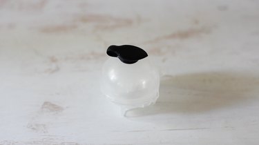 Round ice ball mold