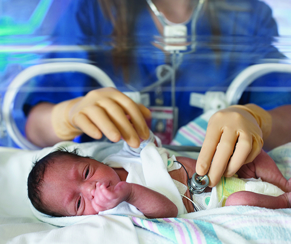 Navigating the NICU: What to expect when your newborn needs special care - 15503
